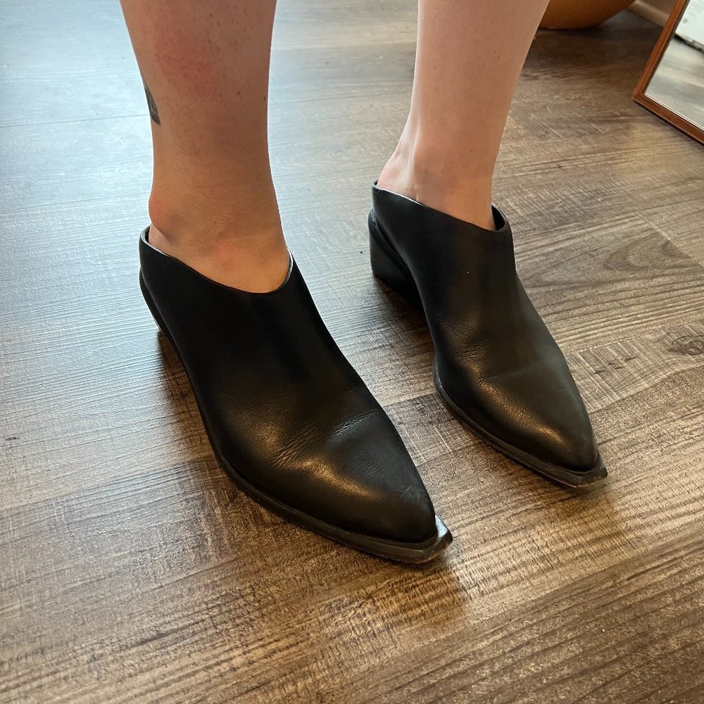 Wal & Pai Western Pointed Mules